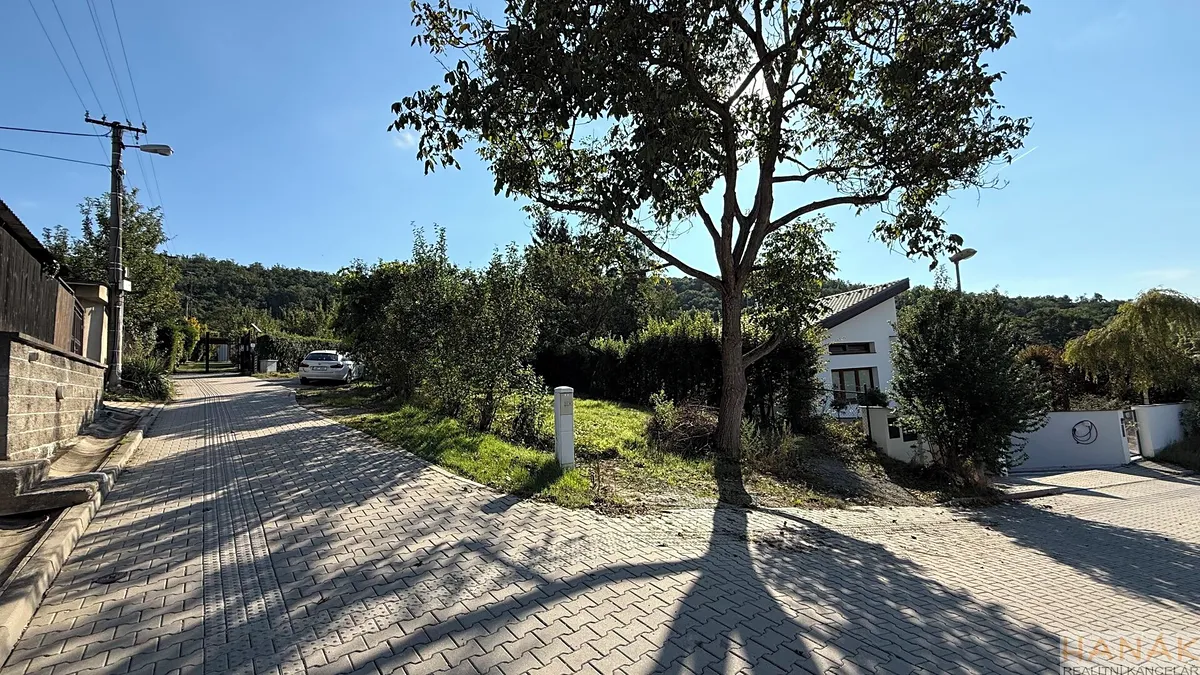 Prodej stavebního pozemku 408 m²